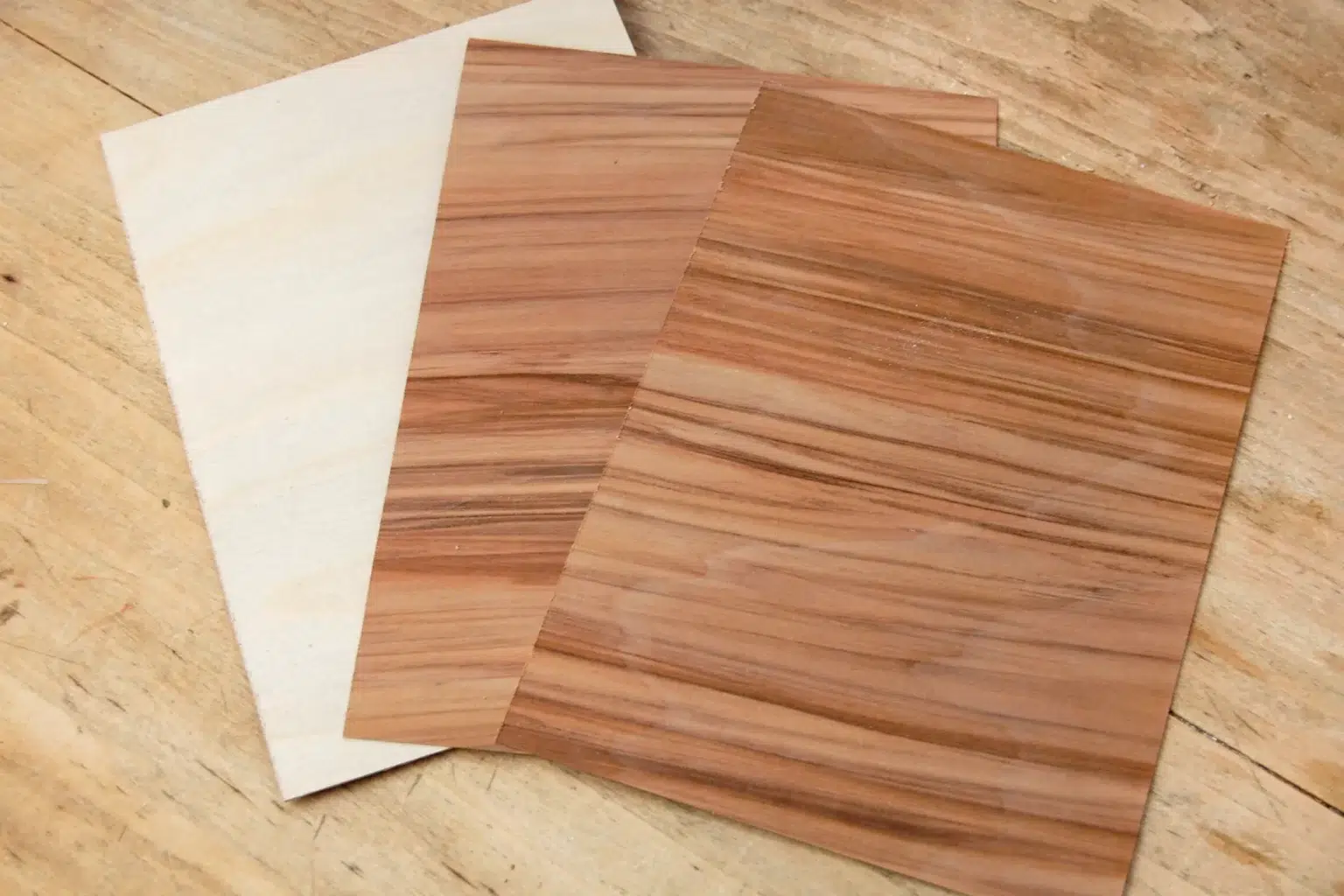 19-04-traumfaenger-deko-laubsaege-dekupiersaege-vorlage-edelsperrholz-erstellen-flugzeugsperrholz-furnierpapier-bereitlegen