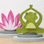 19-titel-04-meditationsstunde-froesche-deko-laubsaege-dekupiersaege-vorlage