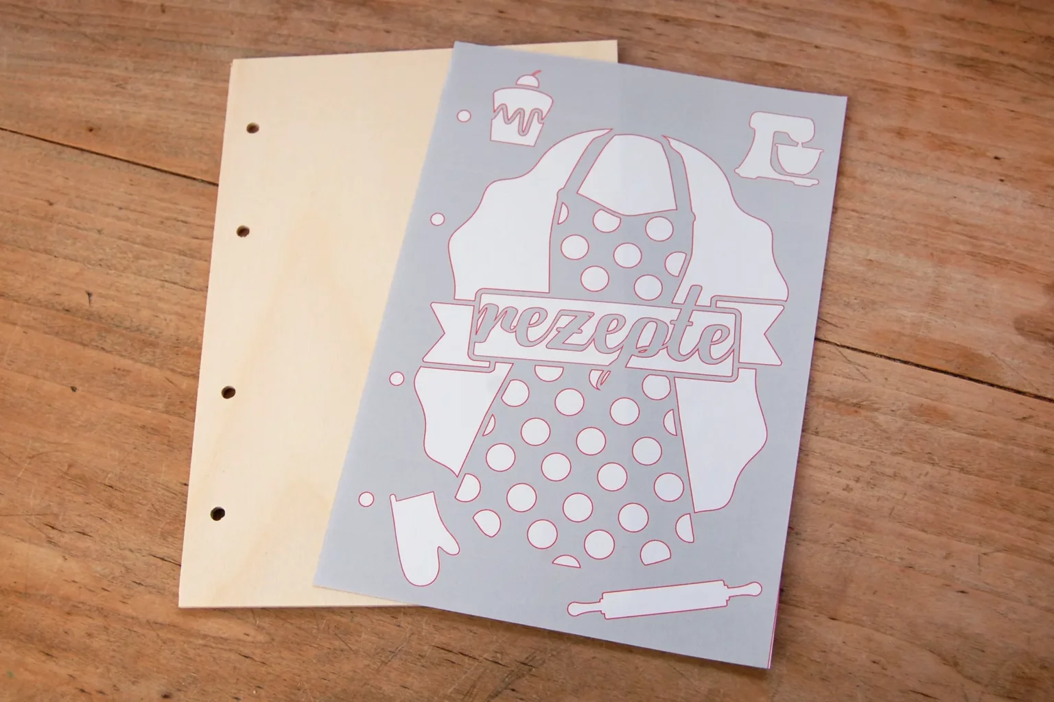 20-02-diy-rezeptbuecher-kueche-laubsaege-dekupiersaege-vorlage-drucken-vorlagenpapier-zuschneiden