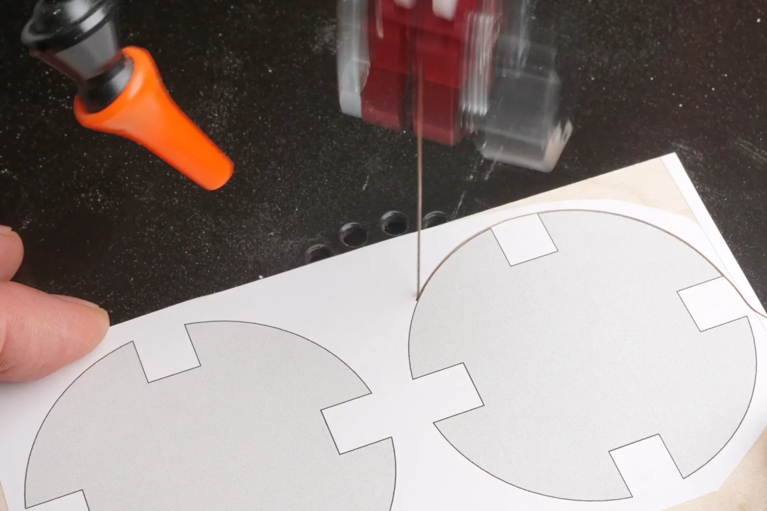 20-02-ravioli-rolle-diy-kueche-laubsaege-dekupiersaege-vorlage-aussenkontur-saegen