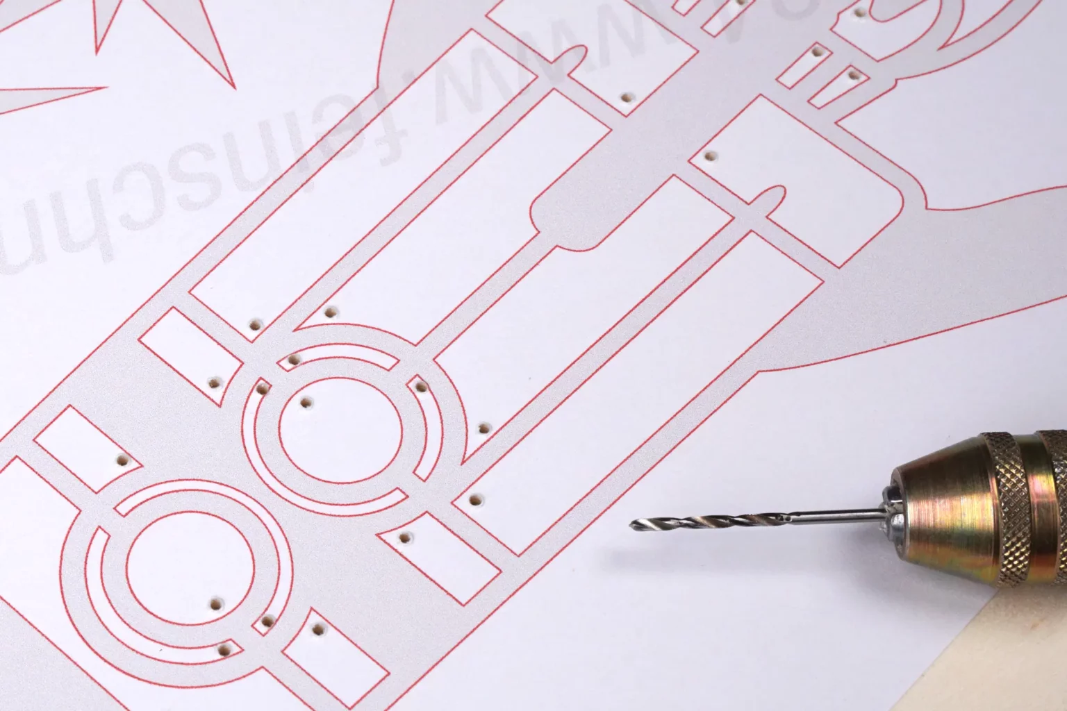 39-02-schultuetenmotive-kinder-laubsaege-dekupiersaege-vorlage-saegeblattdurchfuehrungen-bohren