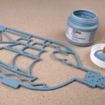 39-13-flaschenschiff-aufsteller-deko-laubsaege-dekupiersaege-vorlage-oberflaechengestaltung-mittelteil-bemalen-chalky-kreidefarbe-pinsel