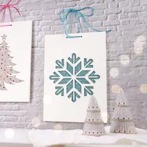 Hängeschild SCHNEEFLOCKE haengeschild-schneeflocke-deko-weihnachten-winter-diy-deko-digitale-laubsaegevorlage-echt