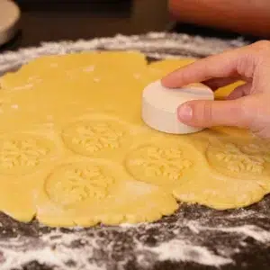 keksstempel-rentier-backen-winter-weihnachten-diy-digitale-laubsaegevorlage-stempeln