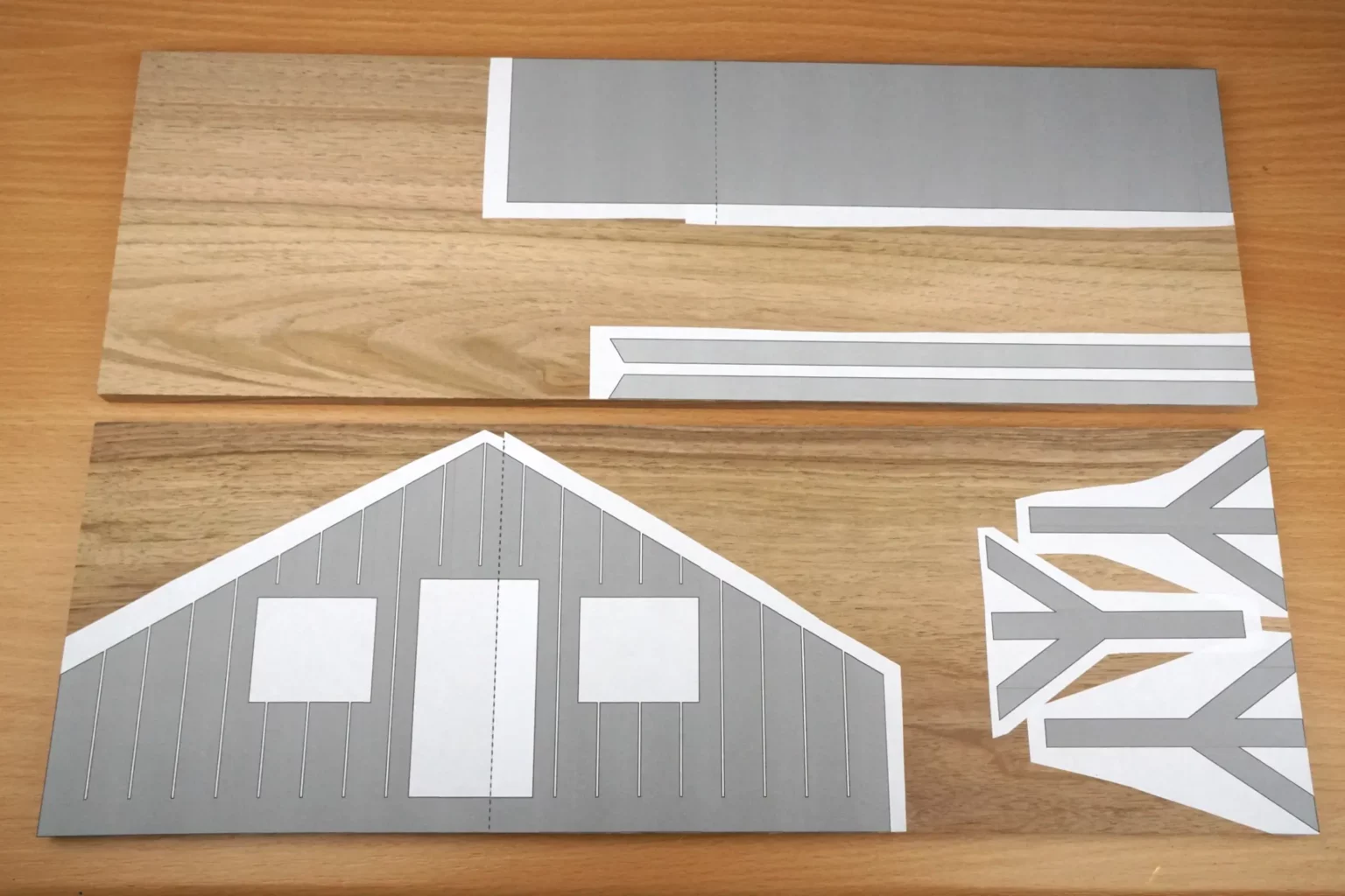 17-01-bespielbarer-bauernhof-spielzeug-laubsaege-dekupiersaege-vorlage-drucken-vorlagenpapier-selbstkelbend-aufkleben