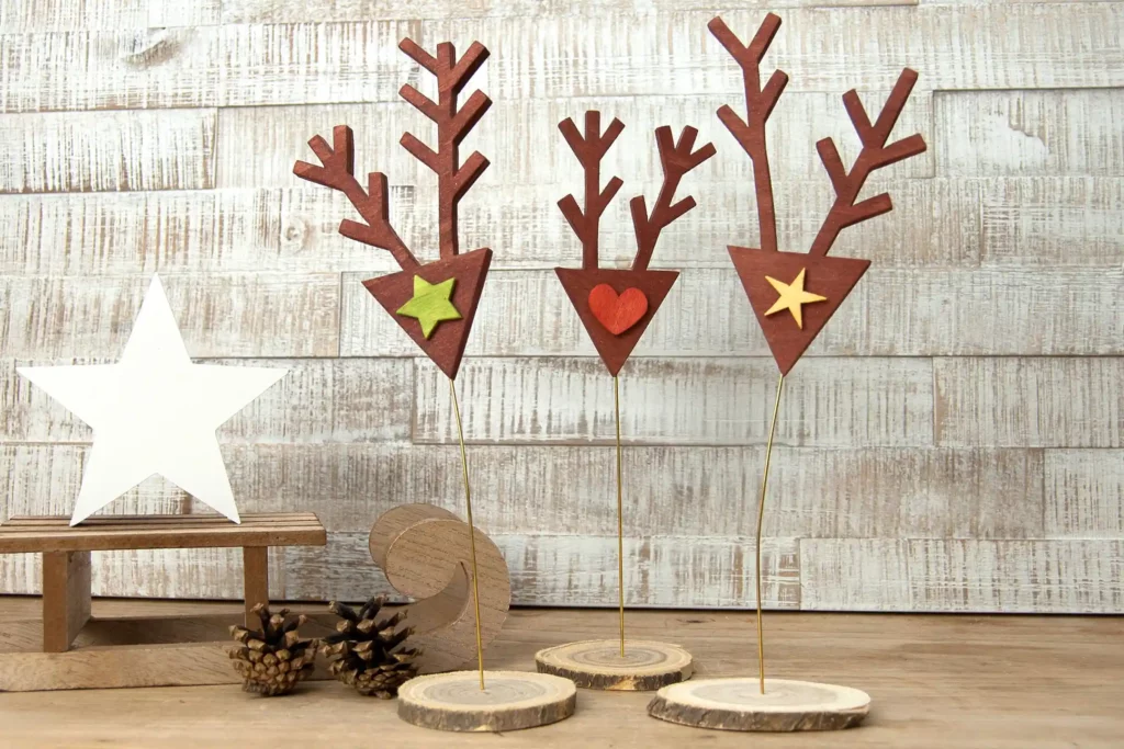 17-titel-abstrakt-rentierkoepfe-deko-laubsaege-dekupiersaege-vorlage