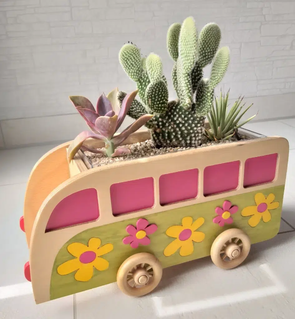fangalerie-bernhard-frueh-flower-power-bus