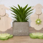 14-12-schafsweide-im-fruehjahr-deko-laubsaege-dekupiersaege-vorlage-schaefchen-auf-sockel-stecken