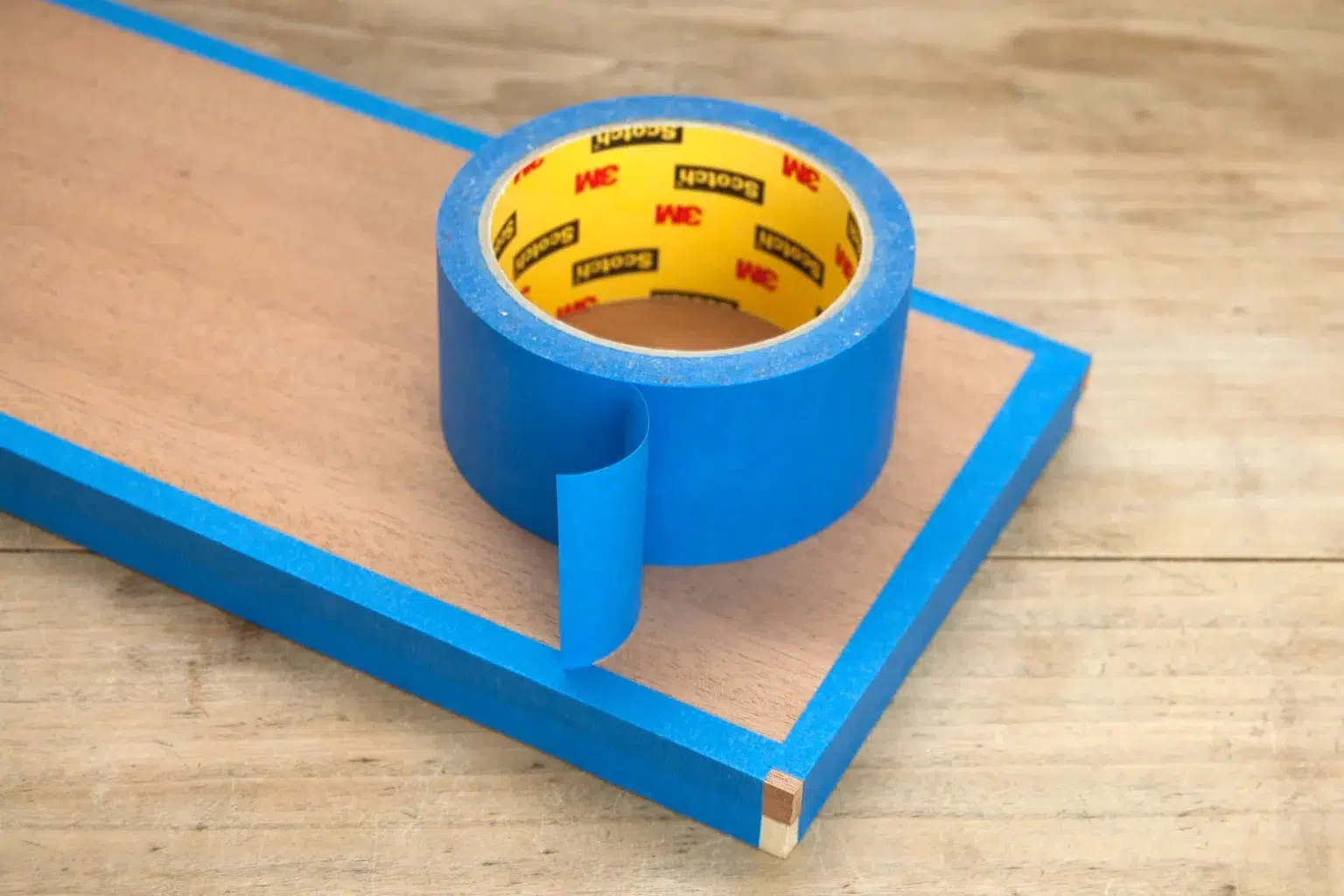 15-02-west-coast-art-reiher-deko-laubsaege-dekupiersaege-vorlage-massivholz-blue-tape-stapel-fixieren