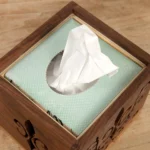 15-20-fleur-de-lis-kosmetiktuchspender-laubsaege-dekupiersaege-vorlage-kosmetiktuecherbox-einsetzten-deckel-aufsetzen