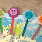 15-titel-01-gute-laune-blumen-deko-laubsaege-dekupiersaege-vorlage