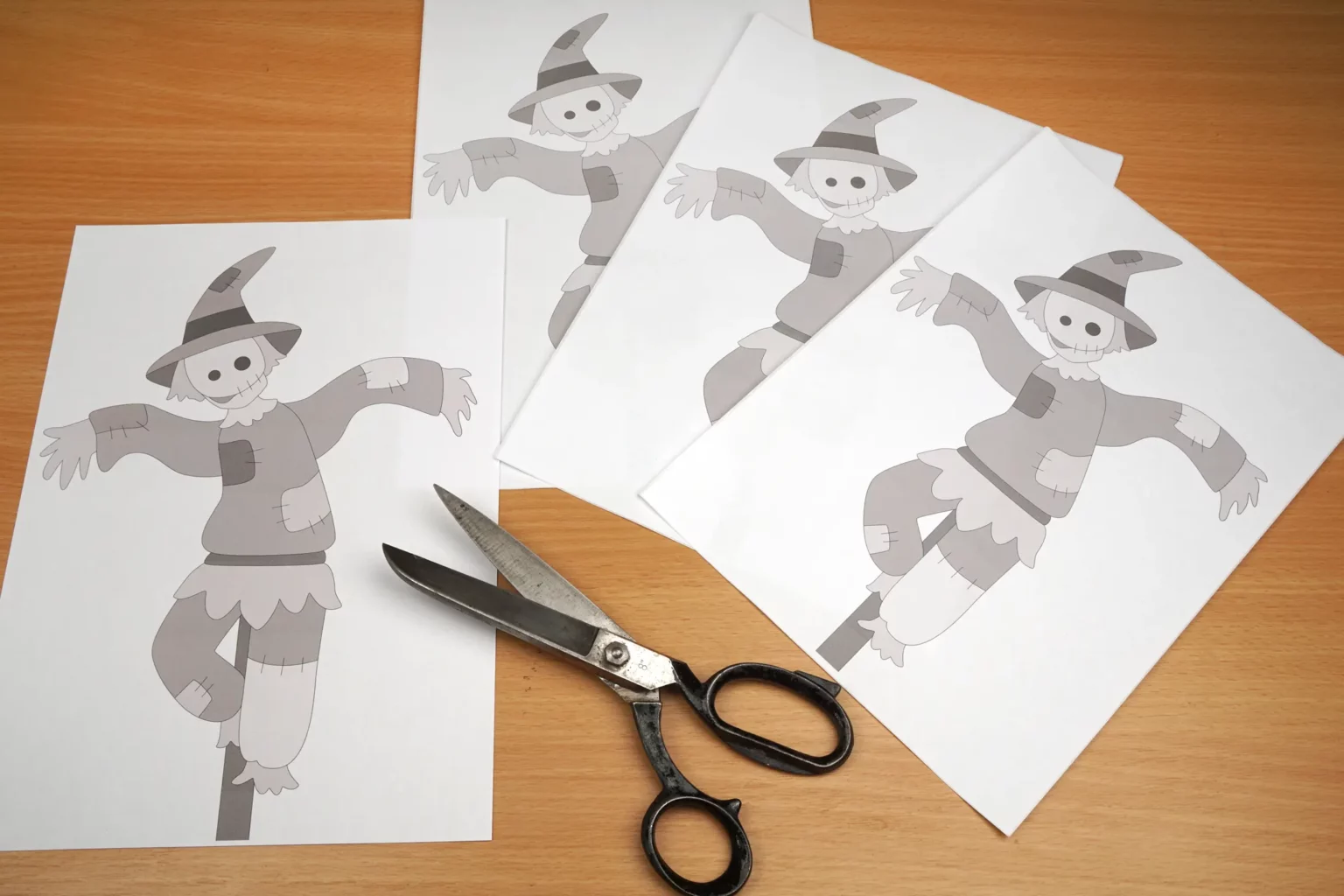 16-01-vogelscheuche-intarsie-deko-laubsaege-dekupiersaege-volage-vier-mal-kopieren-ausdrucken