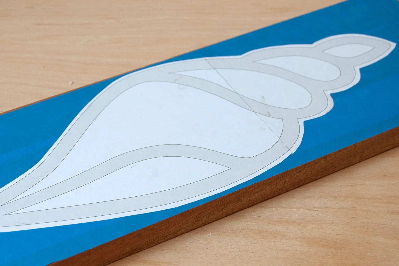 11-02-muschelschale-deko-laubsaege-dekupiersaege-vorlage-massivholz-vorlage-aufkleben-ansetzen