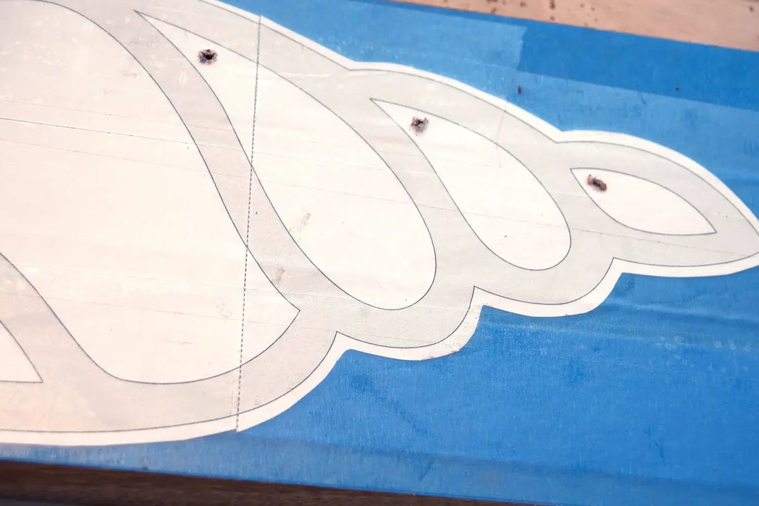 11-04-muschelschale-deko-laubsaege-dekupiersaege-vorlage-saegeblattdurchfuehrungen-bohren