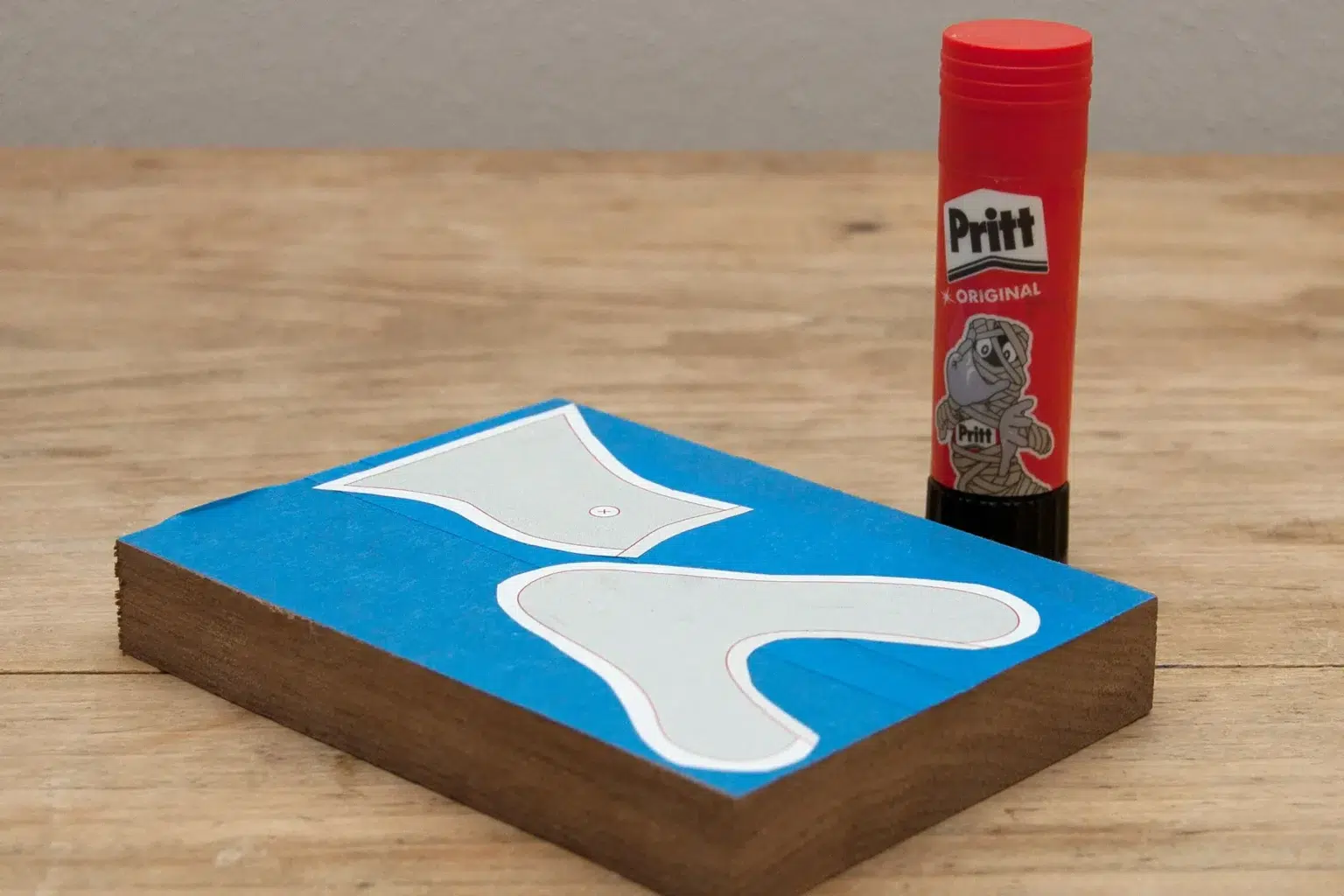 12-03-pilzmuehlen-deko-aufsteller-laubsaege-dekupiersaege-vorlage-vorlage-aufkleben-klebestift