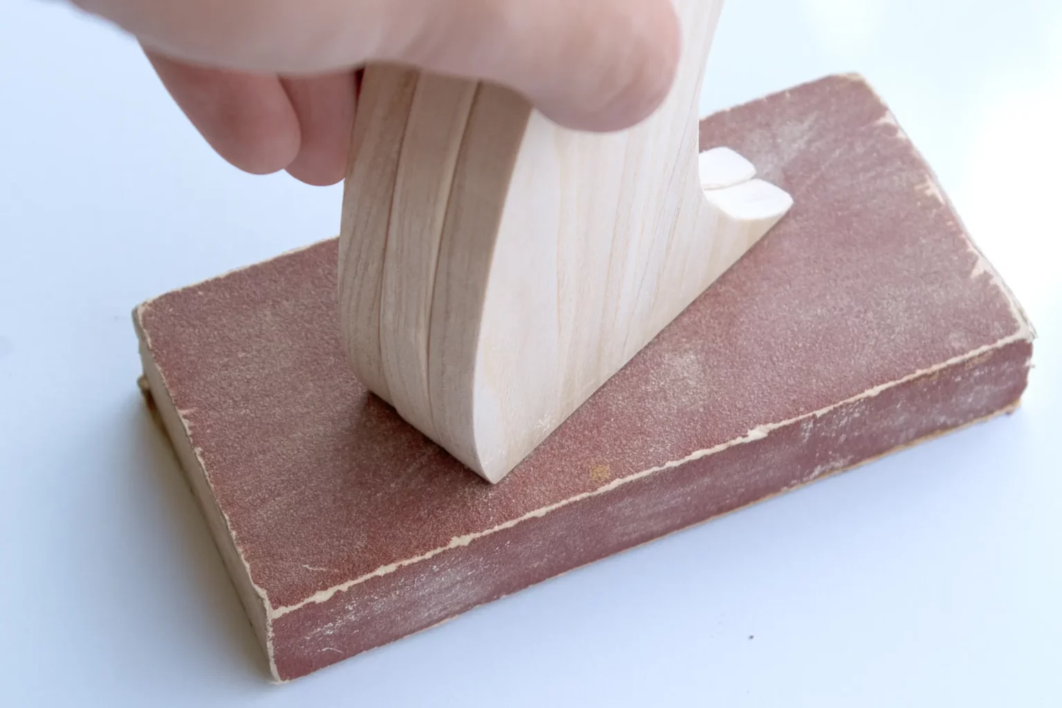 12-05-herbstwind-deko-aufsteller-laubsaege-dekupiersaege-vorlage-stamm-standflaeche-plan-schleifen