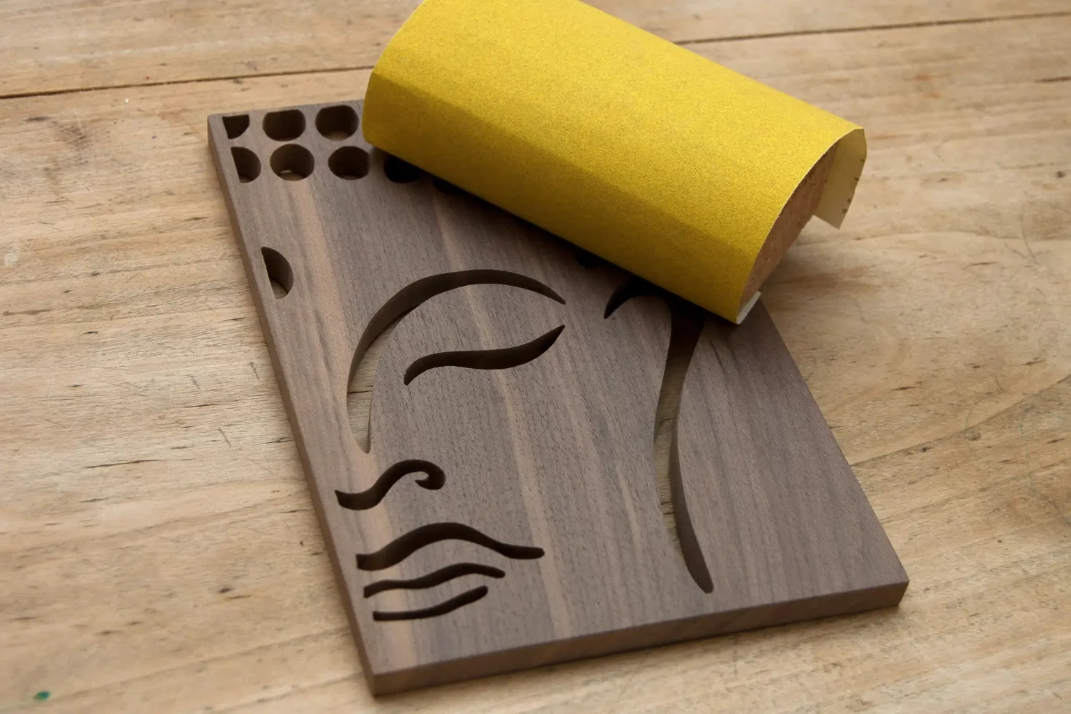 12-06-wellness-oase-zen-bilder-deko-laubsaege-dekupiersaege-vorlage-schleifen-verputzen-schleifpapier-schleifblock