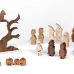 12-titel-02-halloween-spukhaus-laubsaege-dekupiersaege-vorlage-figuren-und-baum