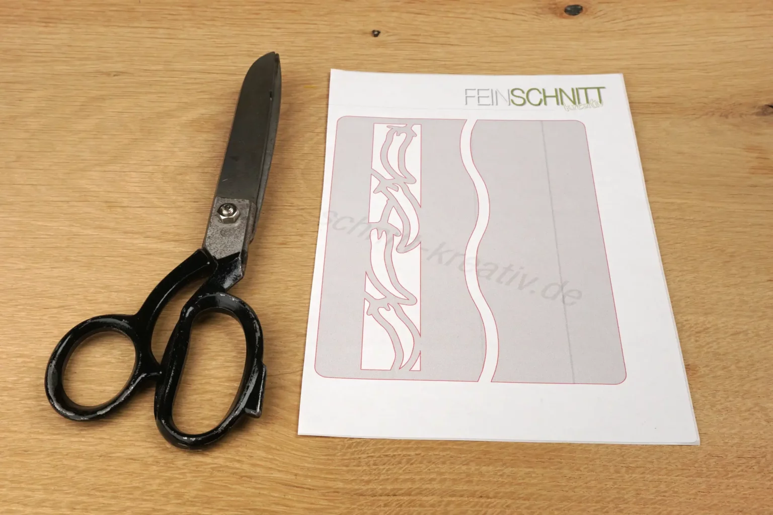 40-01-kuechenbretter-laubsaege-dekupiersaege-vorlage-drucken-vorlagenpapier-selbstklebend