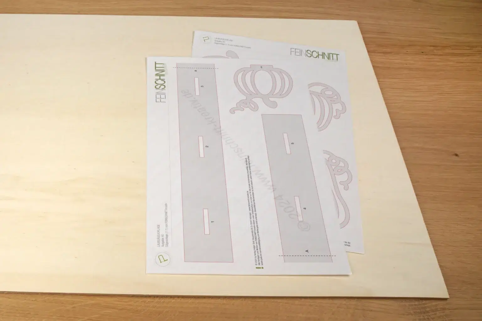 40-01-kuerbisleiste-herbst-deko-laubsaege-dekupiersaege-vorlage-drucken-vorlagenpapier-selbstklebend