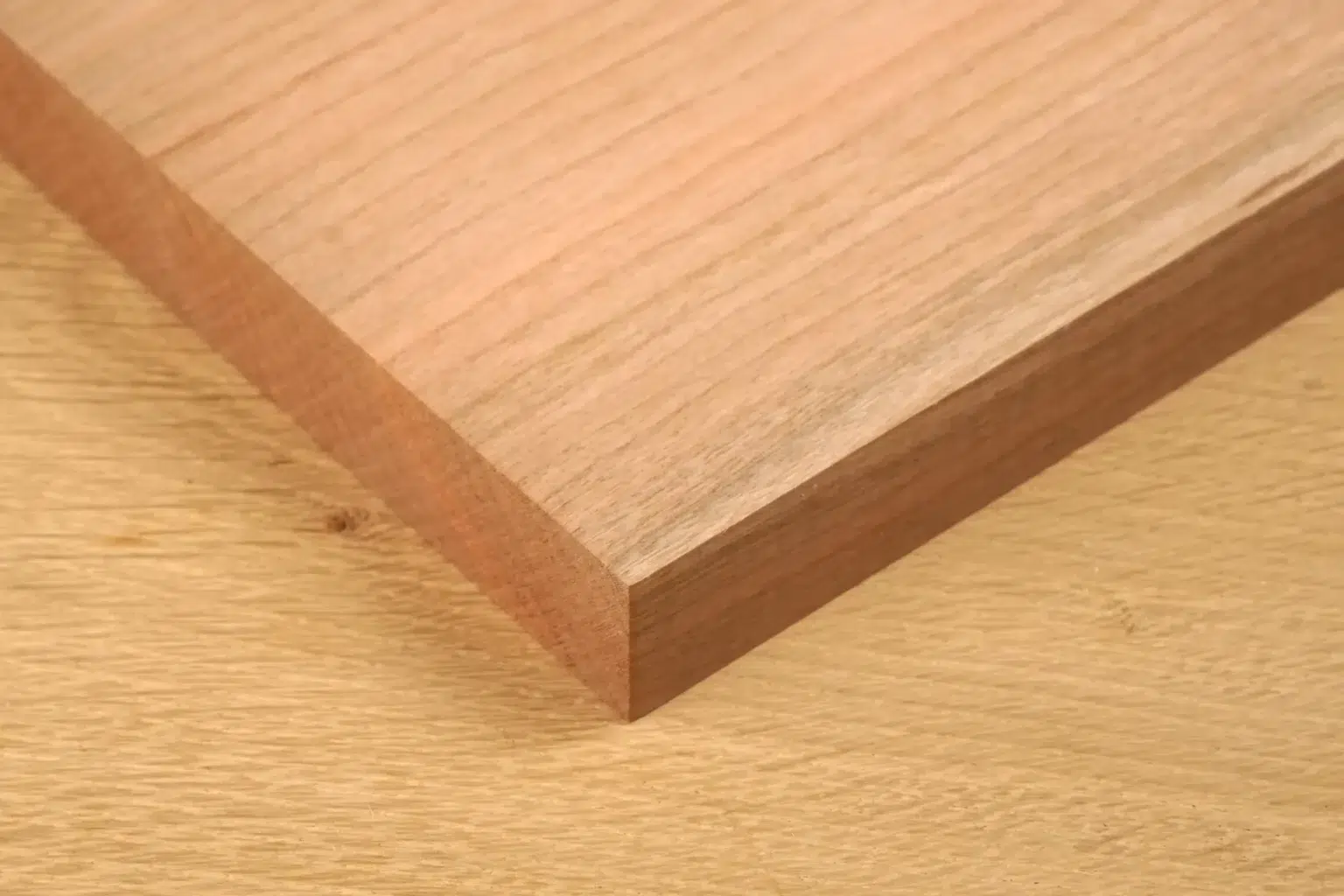 40-02-kuechenbretter-laubsaege-dekupiersaege-vorlage-massivholz-kirsche-bereitlegen