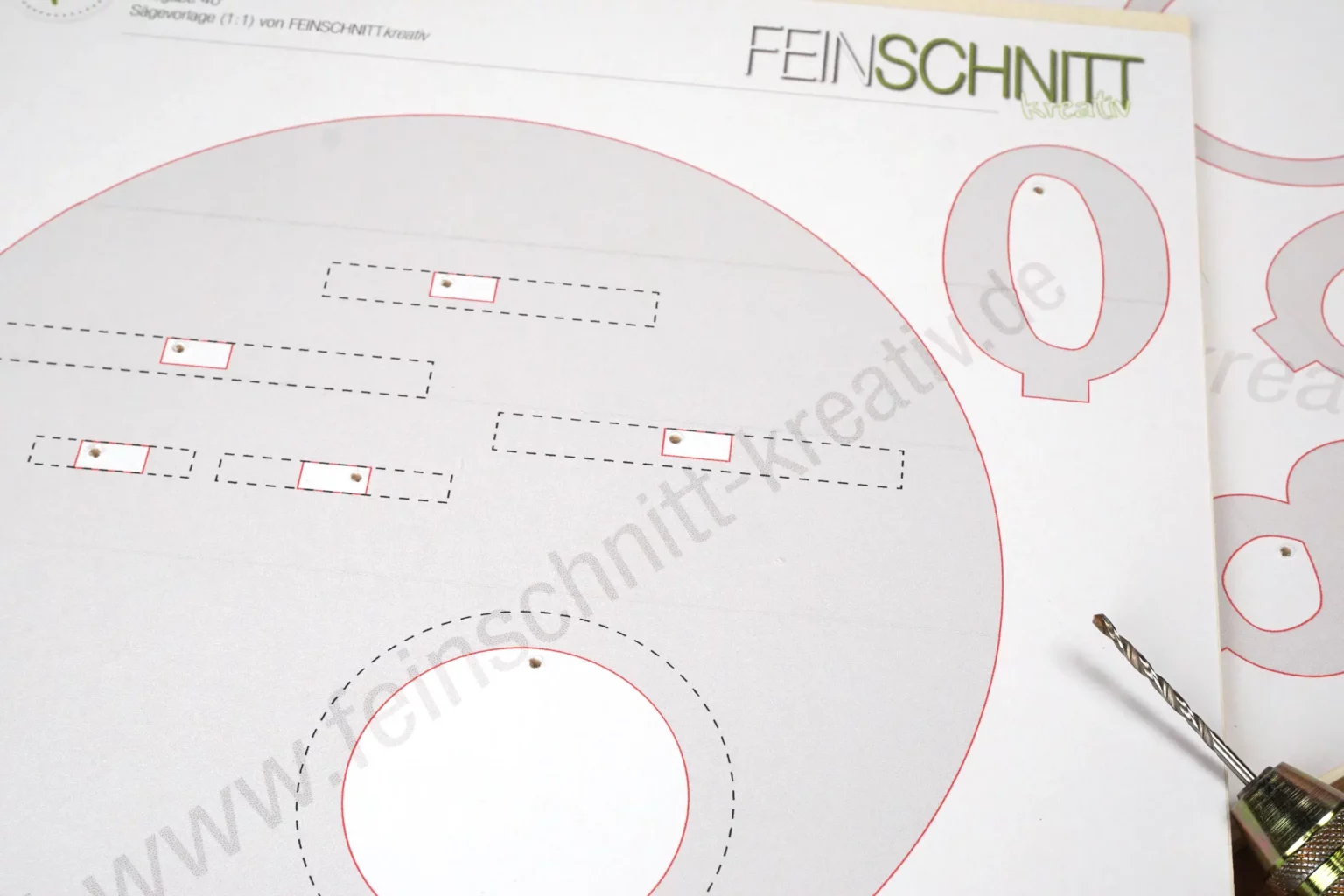 40-04-geburtstagslicht-kinder-deko-laubsaege-dekupiersaege-vorlage-saegeblattdurchfuehrungen-bohren-5-mm-sperrholz