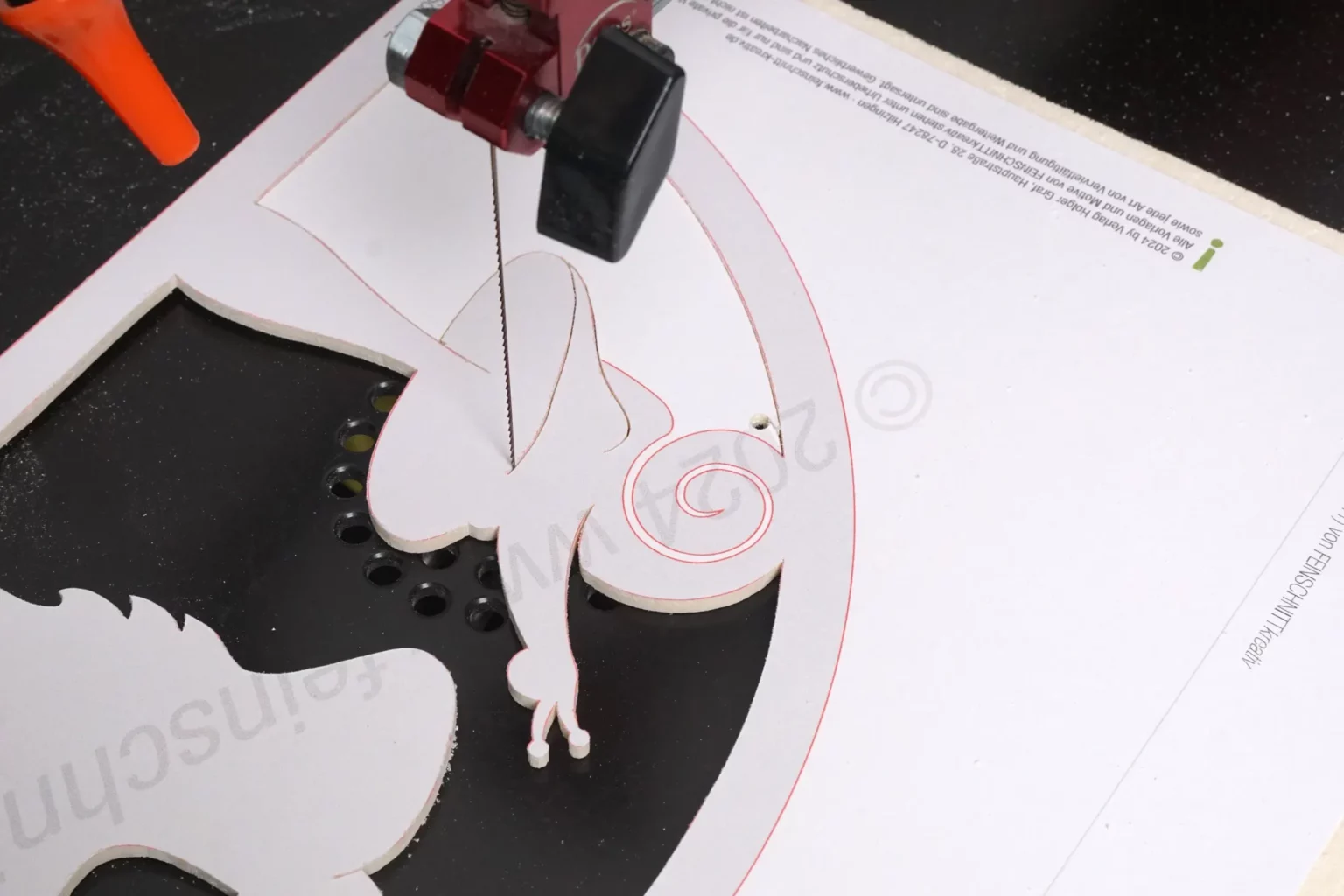 40-06-herbstbegegnung-deko-laubsaege-dekupiersaege-vorlage-konturlinie-saegen