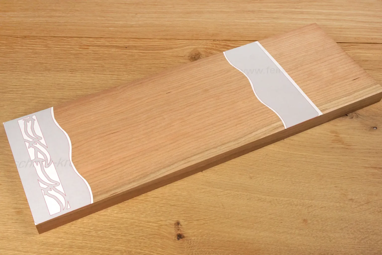 40-06-kuechenbretter-laubsaege-dekupiersaege-vorlage-an-markierung-buendig-aufkleben