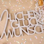 40-titel-01-herzlichen-glueckwunsch-schriftzug-deko-laubsaege-dekupiersaege-vorlage