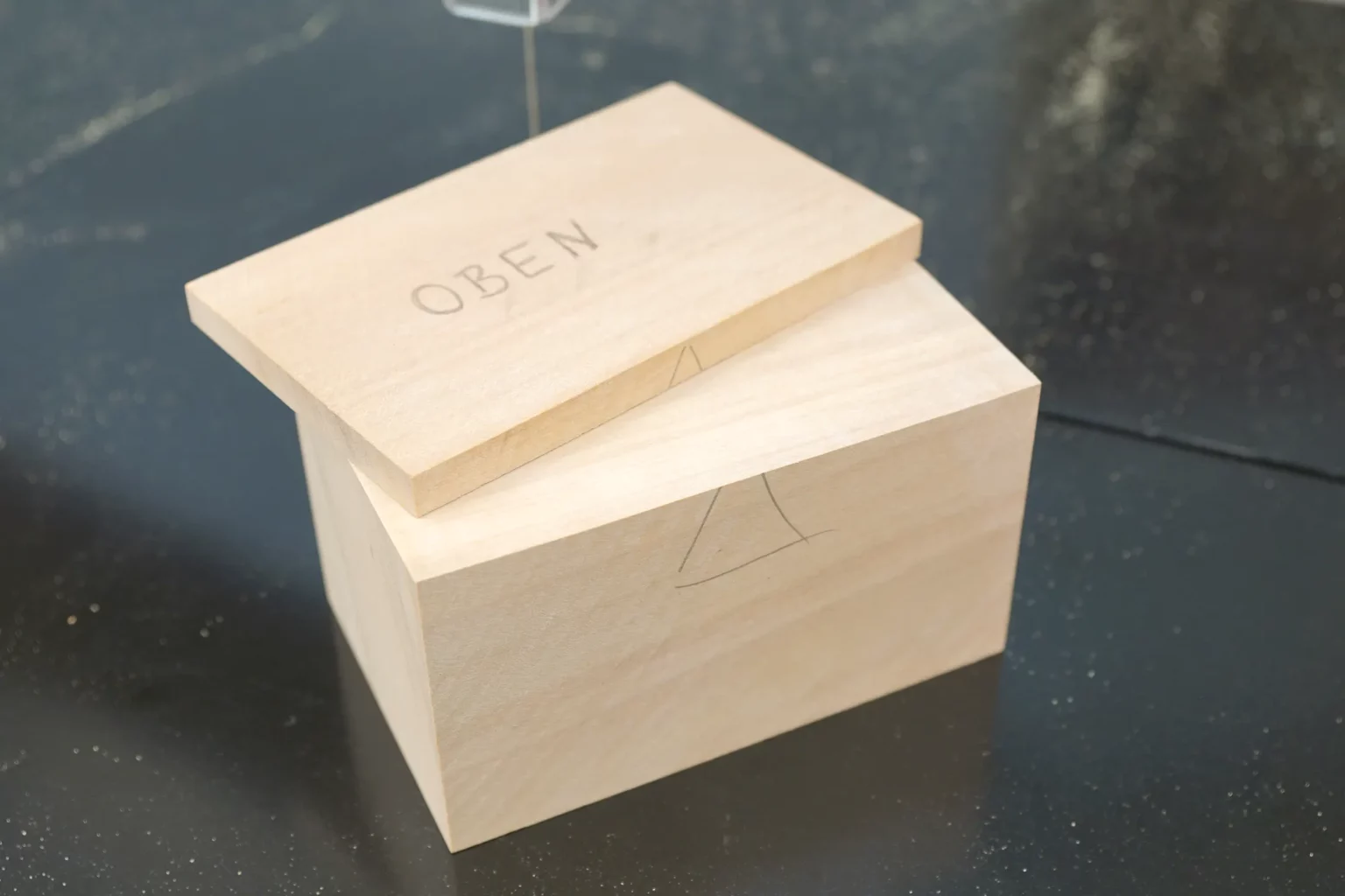 08-05-das-matroschka-prinzip-dose-laubsaege-dekupiersaege-vorlage-deckel-beiseitelegen