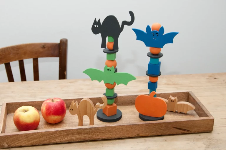 08-titel-01-mini-halloween-totempfaehle-deko-laubsaege-dekupiersaege-vorlage