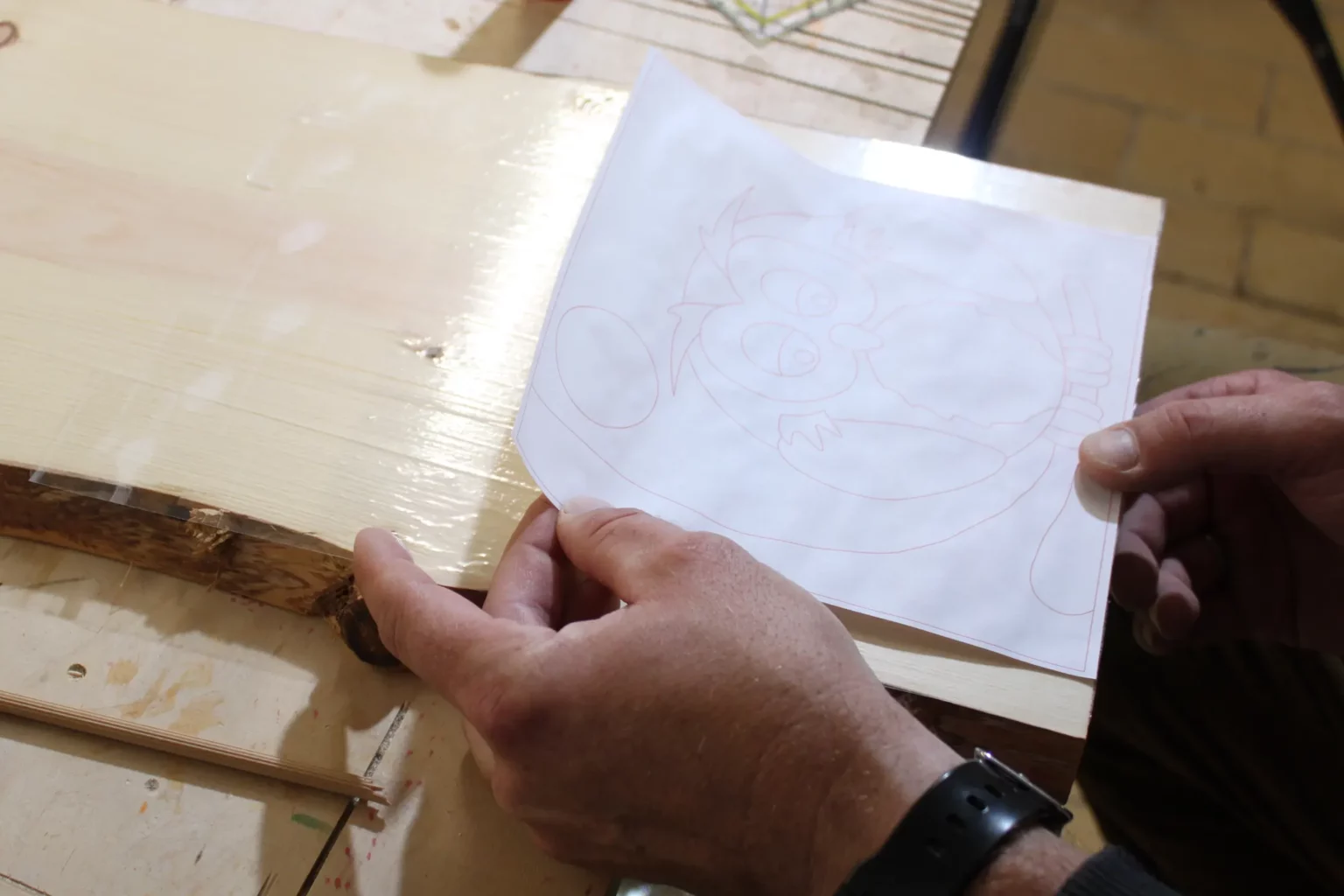 09-03-eulenpuzzle-intarsie-laubsaege-dekupiersaege-vorlage-aufkleben