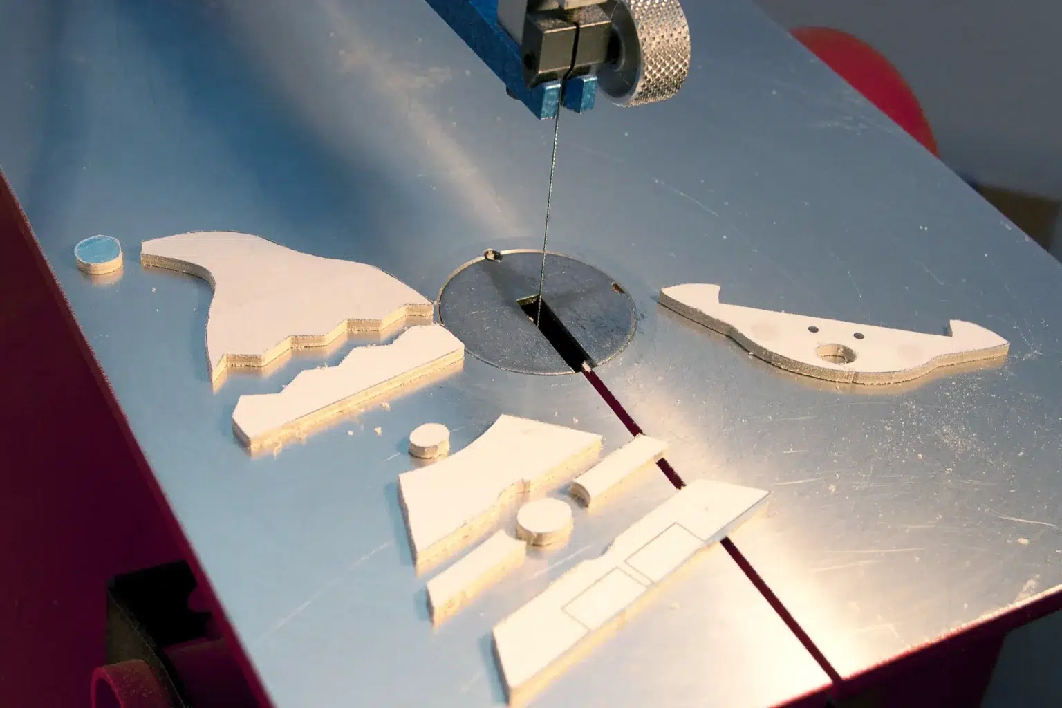 09-04a-the-elf-on-the-shelf-deko-weihnachten-laubsaege-dekupiersaege-vorlage-details-aussaegen