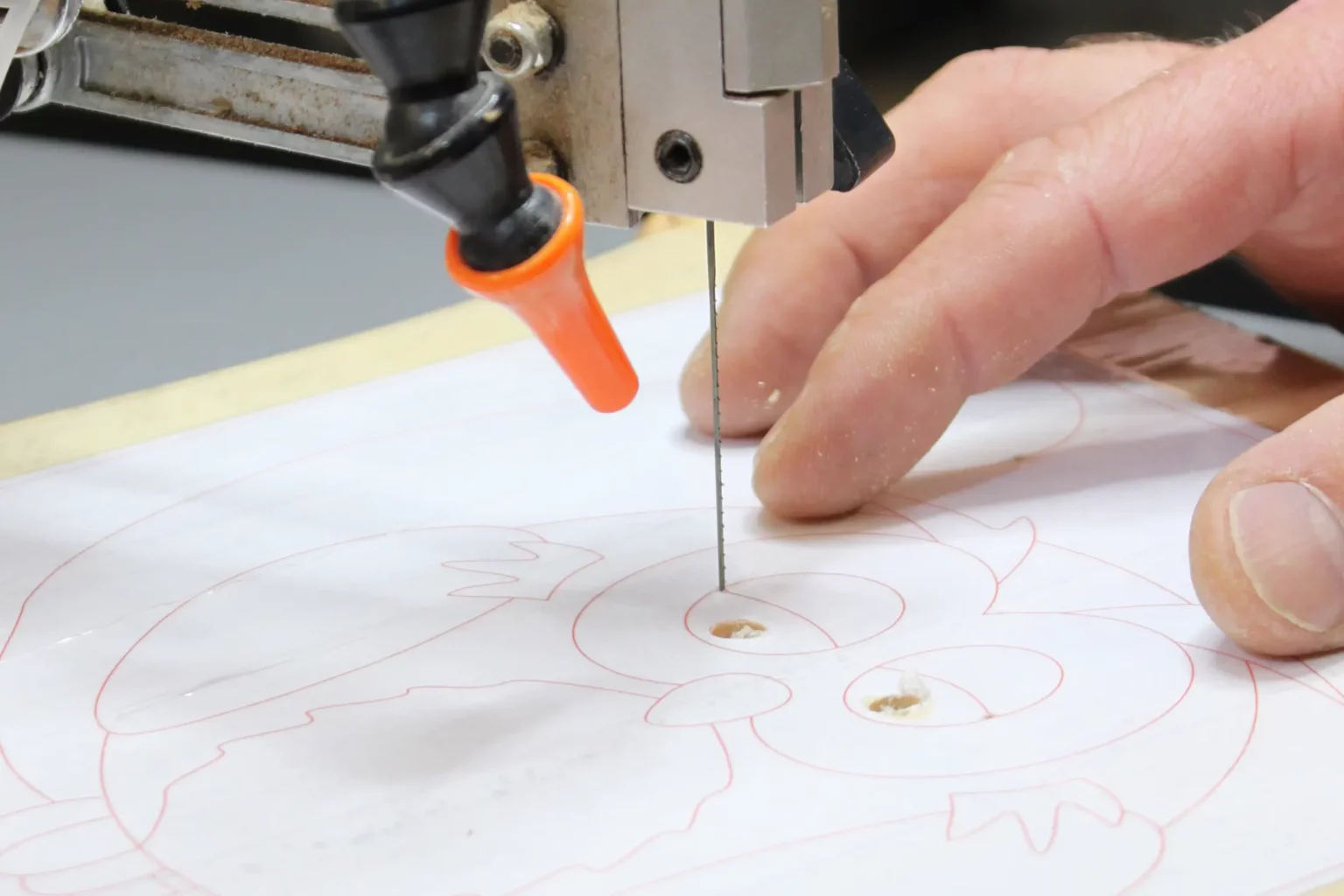 09-06-eulenpuzzle-intarsie-laubsaege-dekupiersaege-vorlage-innenschnitte-saegen