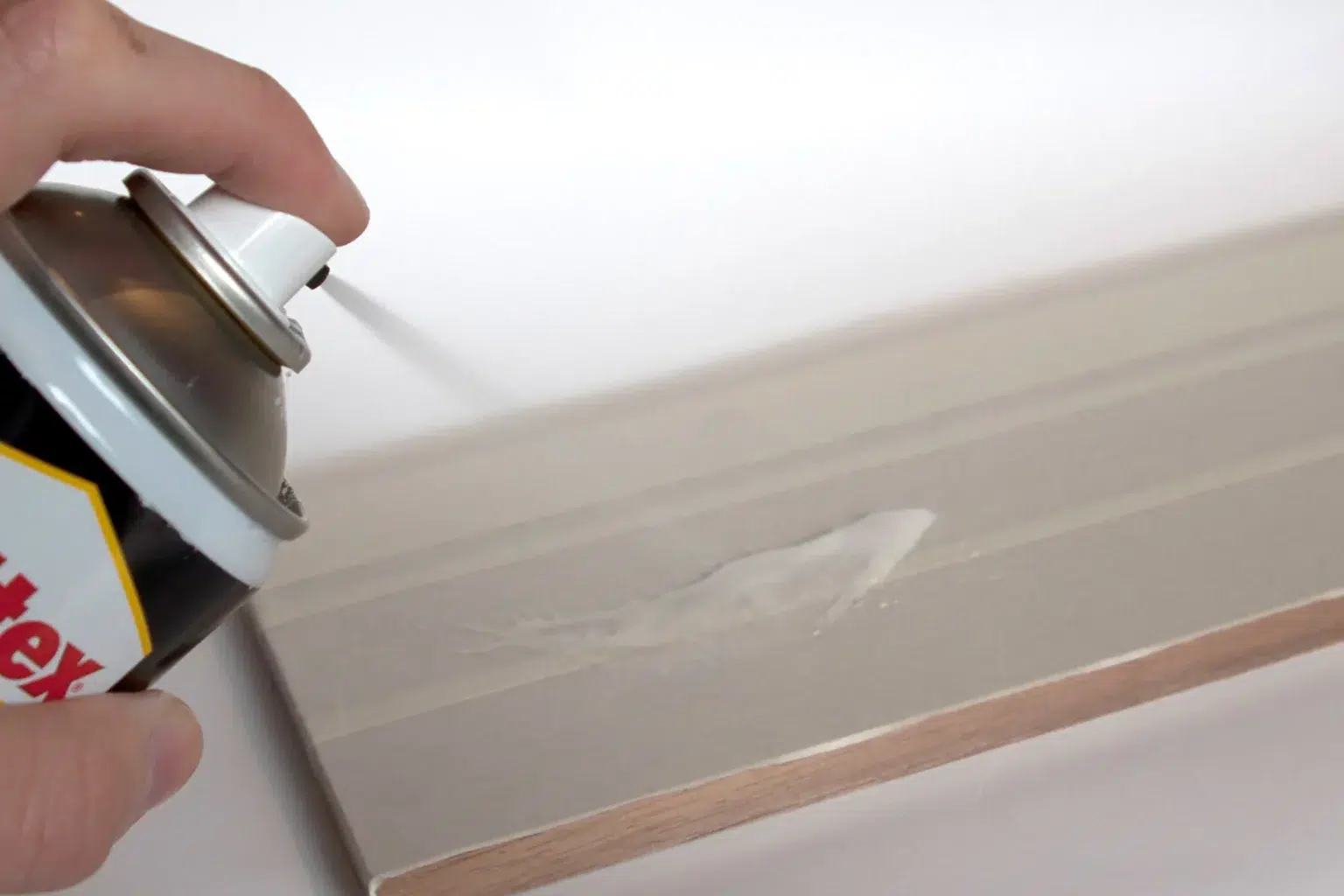 10-02-fruehlingserwachen-wandbild-deko-laubsaege-dekupiersaege-vorlage-spruehkleber-vorlage-aufkleben