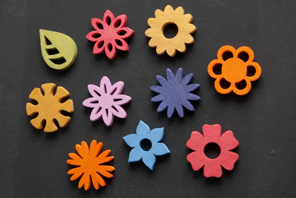 10-titel-02-flower-power-magnete-laubsaege-dekupiersaege-vorlage
