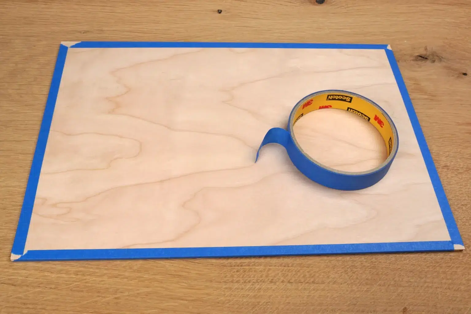 41-02-geschenkanhaenger-weihnachten-deko-laubsaege-dekupiersaege-vorlage-laserplatten-blue-tape-stapel-fixieren-groessere-anzahl