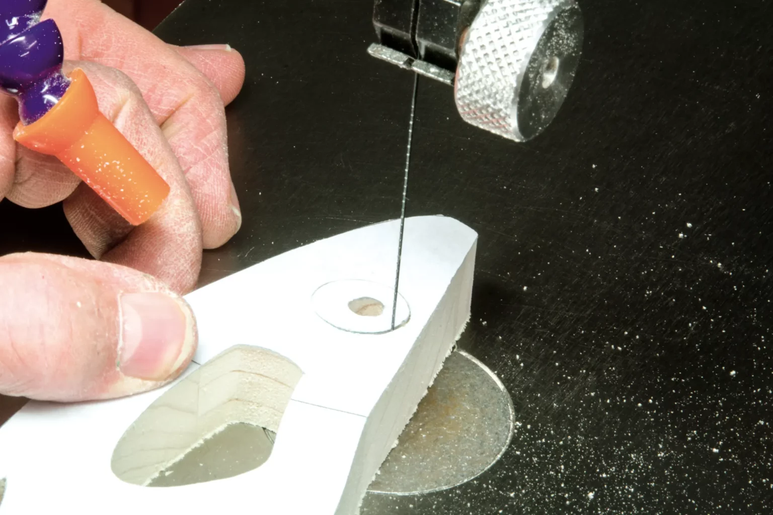 07-04-an-der-nordseekueste-fischschwarmdeko-laubsaege-dekupiersaege-vorlage-innenschnitte-saegen