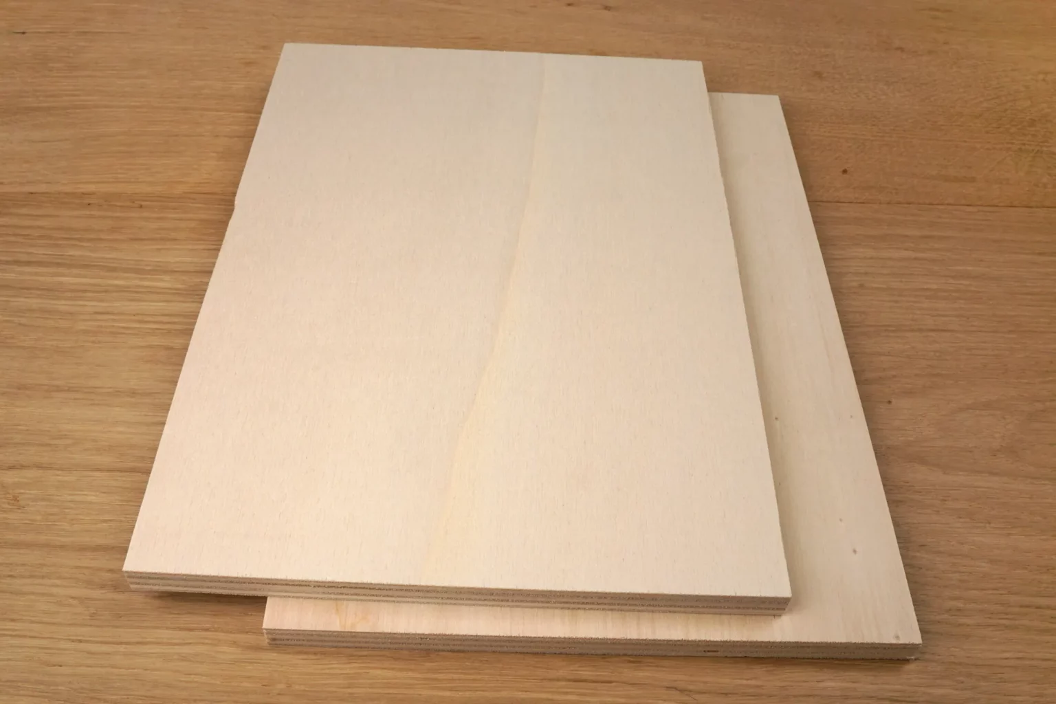 42-01-nachziehtier-dino-spielzeug-kinder-laubsaege-dekupiersaege-vorlage-zwei-12-mm-sperrholzplatten-bereitlegen