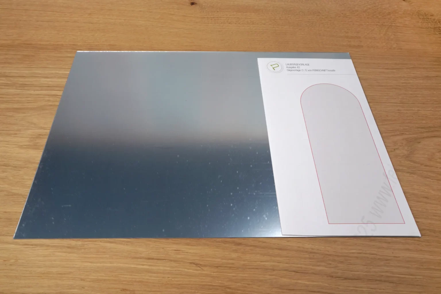 42-03-tischspiegel-deko-laubsaege-dekupiersaege-vorlage-aufkleben-spiegelfolie