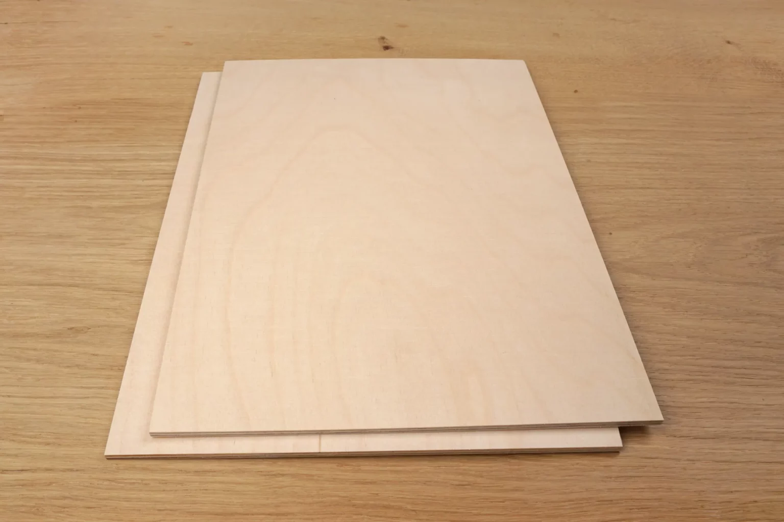 43-02-gartenhelfer-maeuse-gartenstecker-laubsaege-dekupiersaege-vorlage-4-mm-mulitplex-platten-bereitlegen