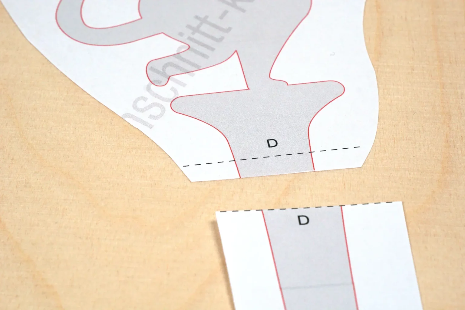 43-03a-gartenhelfer-maeuse-gartenstecker-laubsaege-dekupiersaege-vorlage-zuschneiden-aufkleben-an-gestrichelter-line-ansetzen