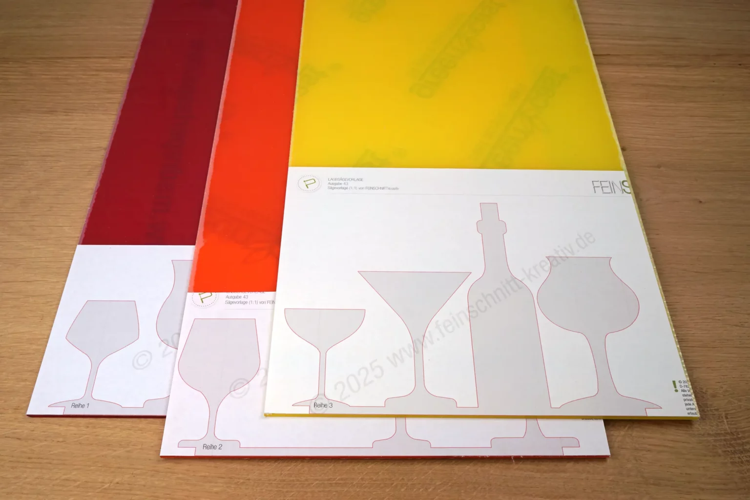 43-04-barfeeling-aufsteller-deko-laubsaege-dekupiersaege-vorlage-glasmotive-zuschneiden-an-materialkante-ansetzen-aufkleben