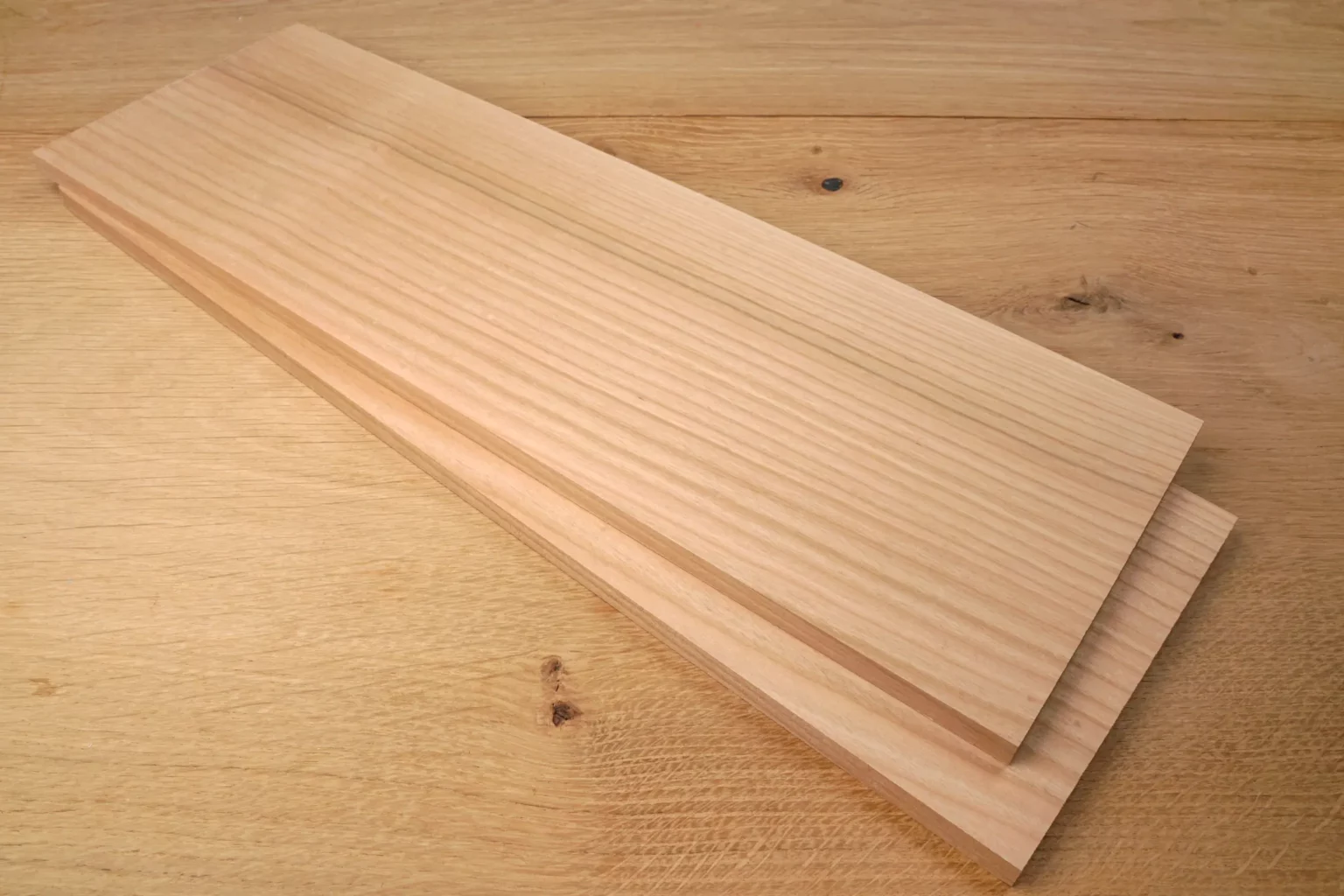 44-01-blumenbaenkchen-deko-laubsaege-dekupiersaege-vorlage-10-mm-massivholz-bereitlegen