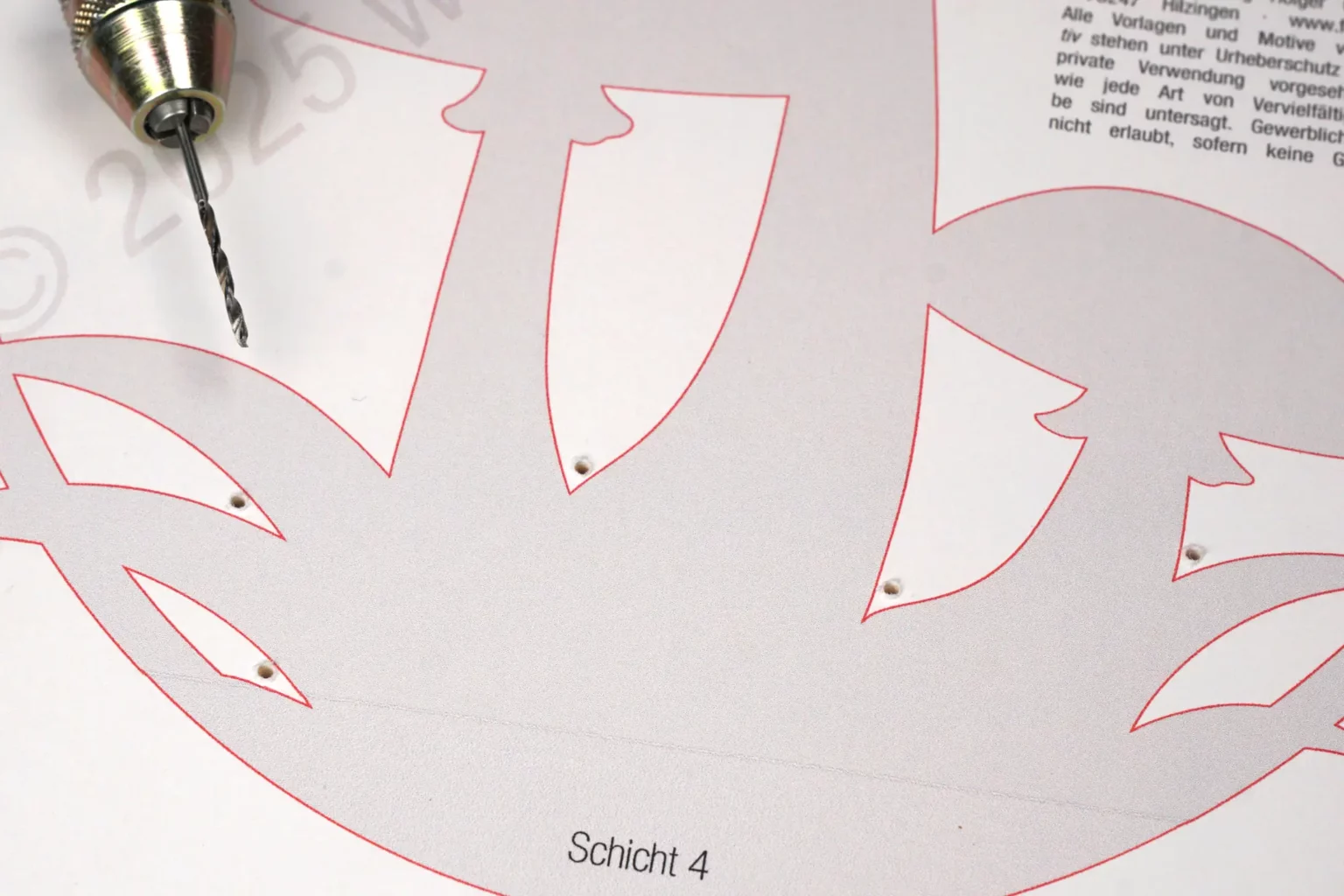 44-02-froschwald-wandbild-deko-laubsaege-dekupiersaege-vorlage-saegeblattdurchfuehrungen-bohren