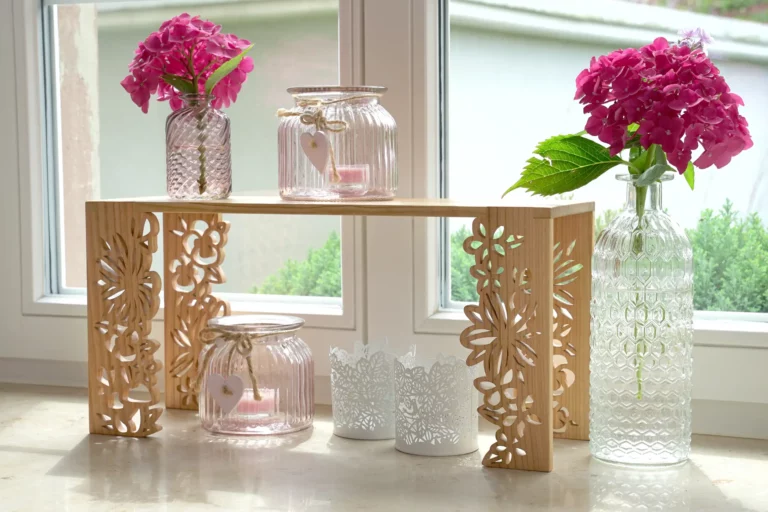 44-schlussbild-01-blumenbaenkchen-deko-laubsaege-dekupiersaege-vorlage