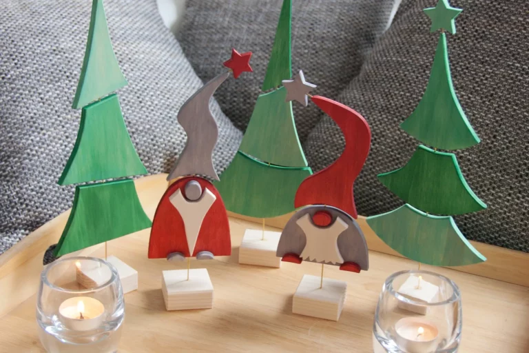 05-titel-01-weihnachtswichtel-aufsteller-deko-laubsaege-dekupiersaege-vorlage