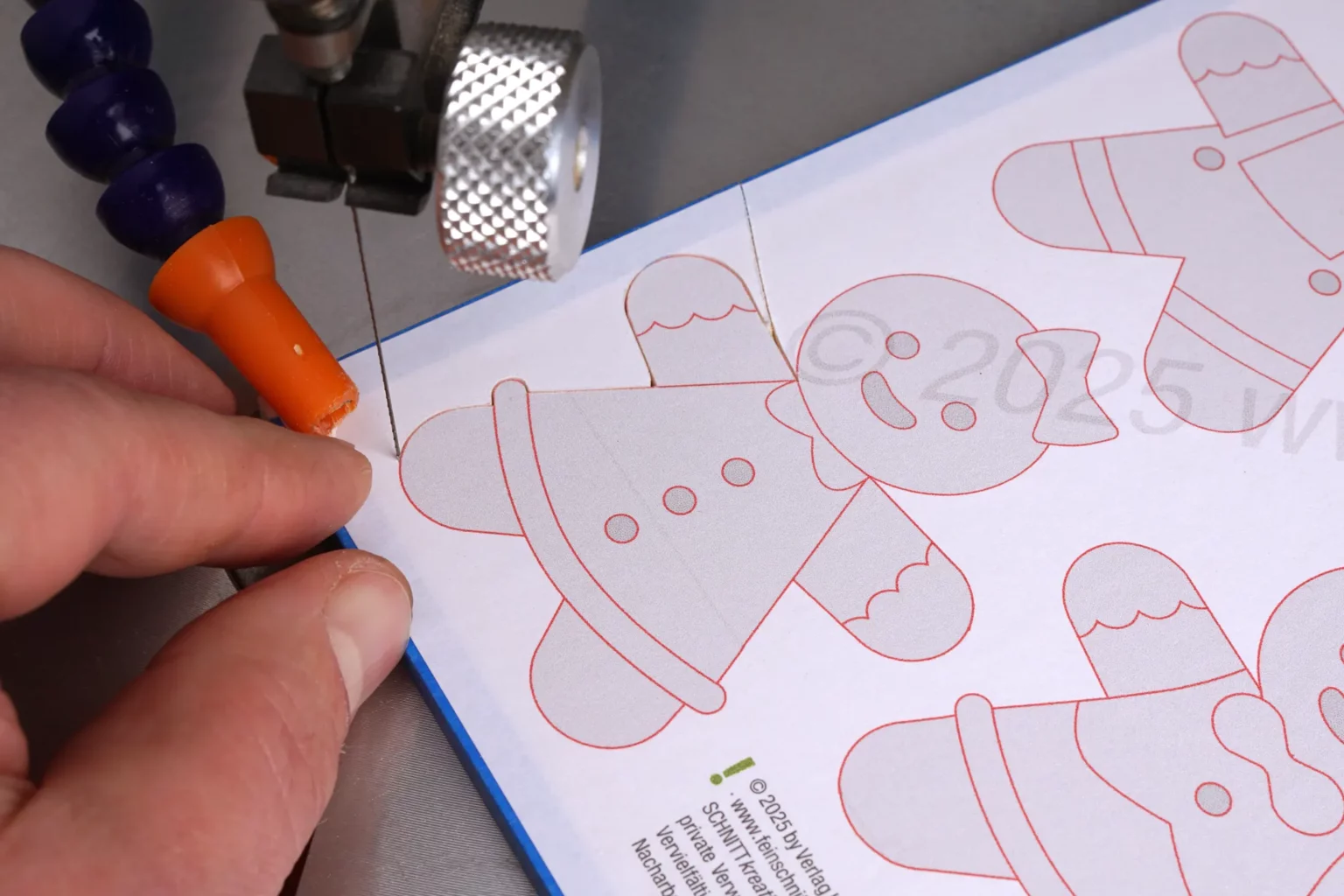 45-04-lebkuchen-anhaenger-weihnachten-christ-baum-schmuck-laubsaege-dekupiersaege-vorlage-aussenkontur