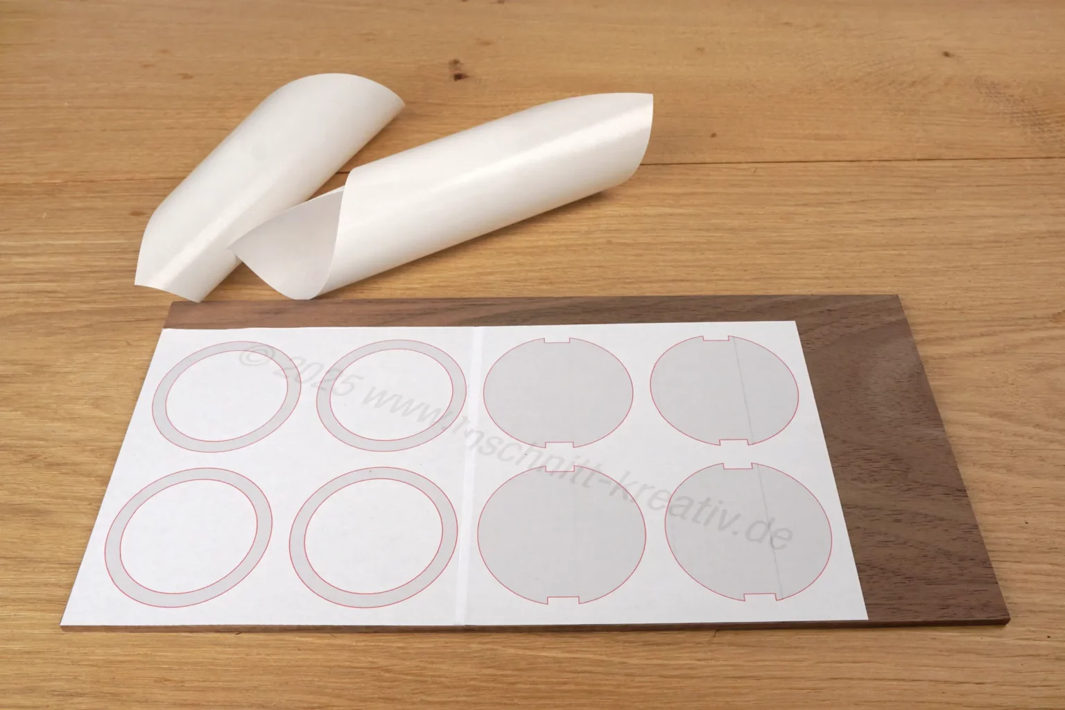 45-03-advent-im-quadrat-weihnachten-kranz-deko-laubsaege-dekupiersaege-vorlage-aufkleben