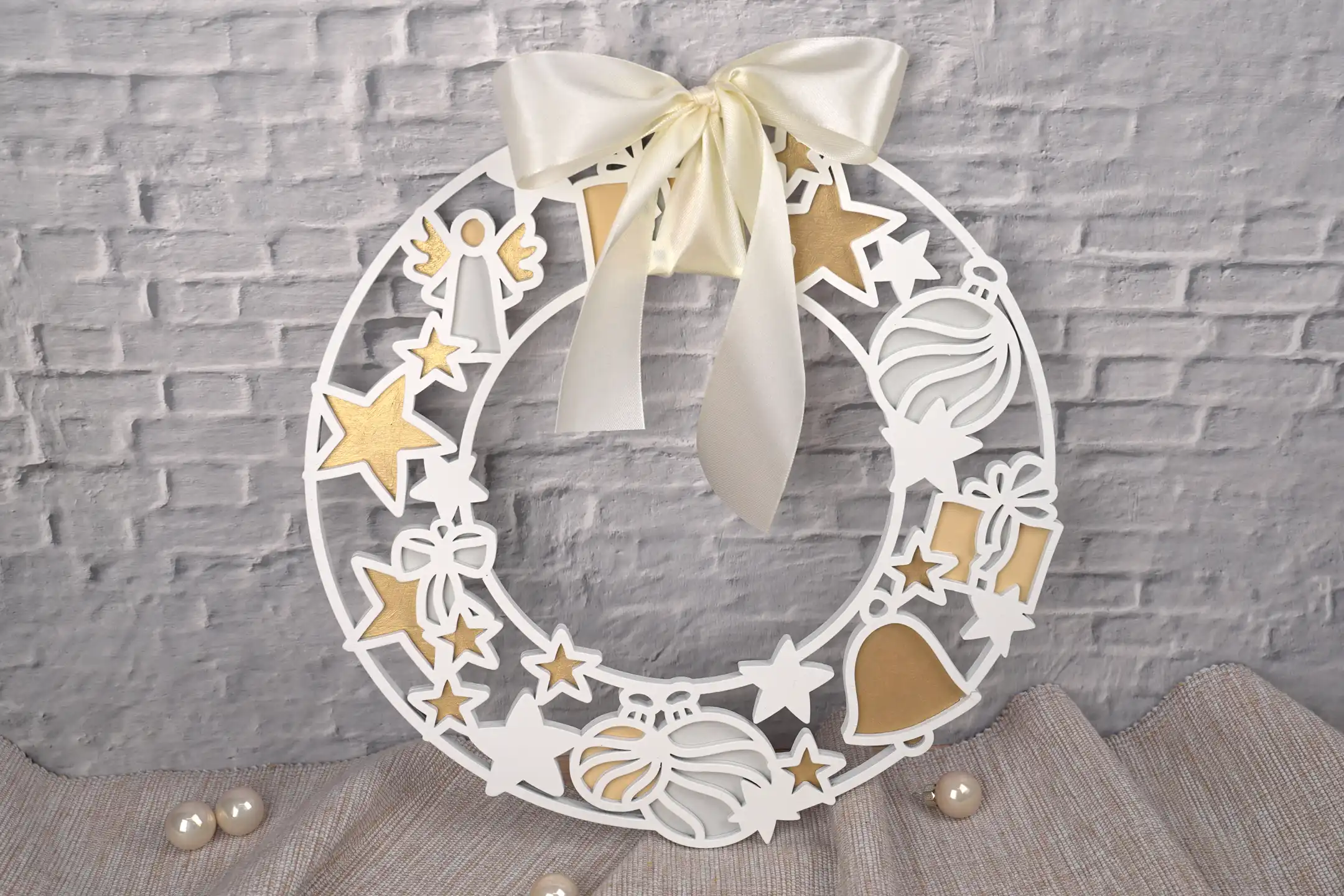 45-titel-2-weihnachts-kranz-deko-tuer-schmuck-laubsaege-dekupiersaege-vorlage